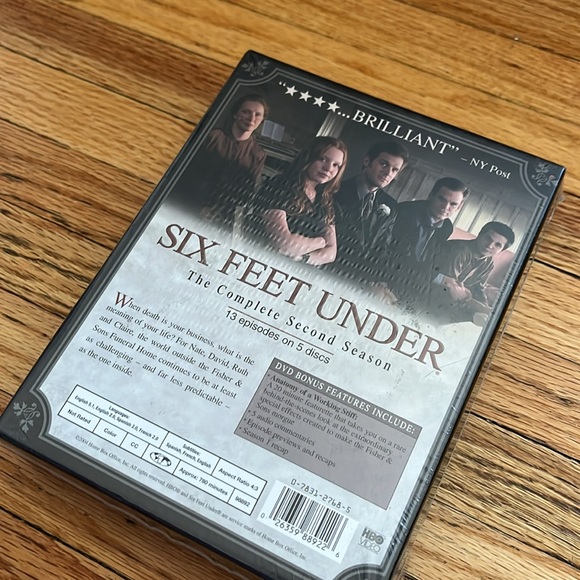 Six Feet Under The Complete Second Season / 5 Disc Boxset / 2004 / NEW - Picture 4 of 5